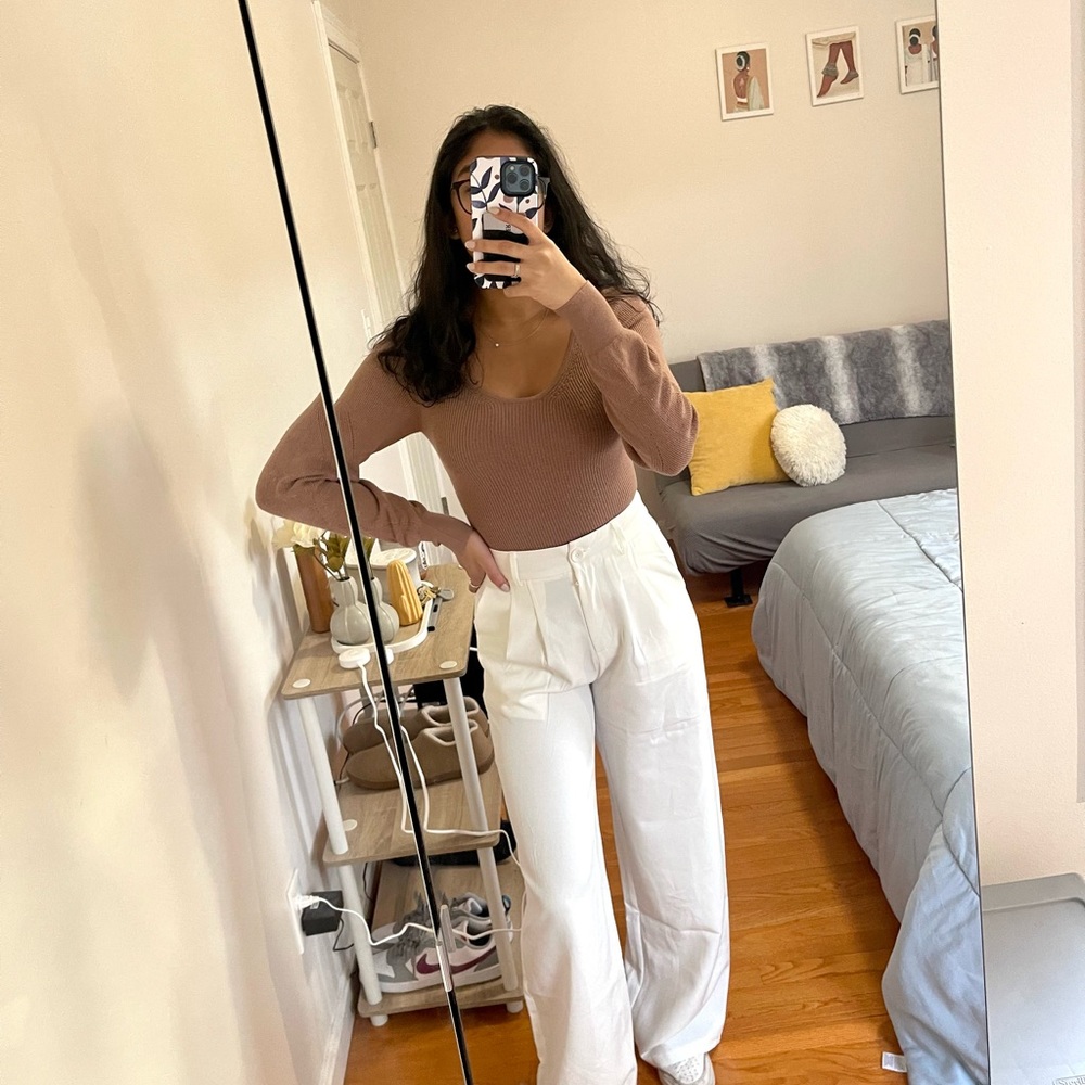 Abercrombie & Fitch beige sweater bodysuit size: XS